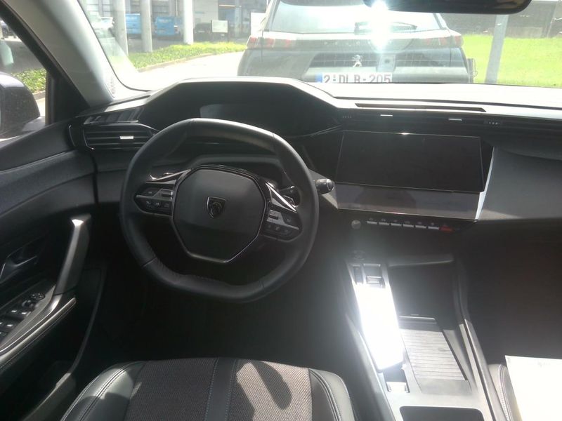 Peugeot 308 1.2 PureTech Allure Pack — zdjęcie 7