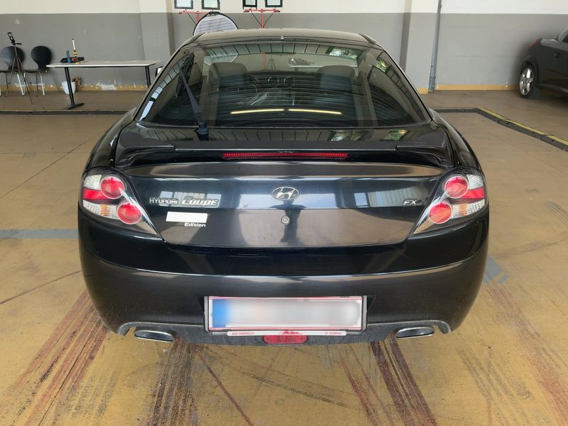 Hyundai Coupe 2.0 GLS — zdjęcie 5