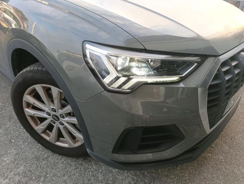 Audi Q3 45 TFSIe — zdjęcie 32