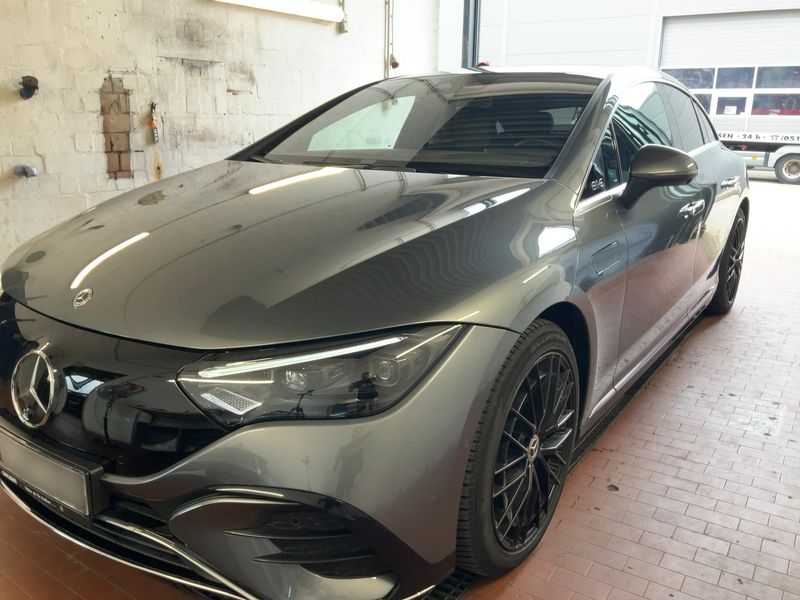 Mercedes-Benz EQE 300 AMG Line Exterieur & Interieur — zdjęcie 1