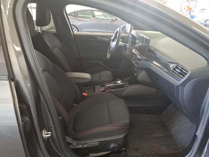 Ford Focus 1.5 TDCi EcoBlue ST-Line X — zdjęcie 6