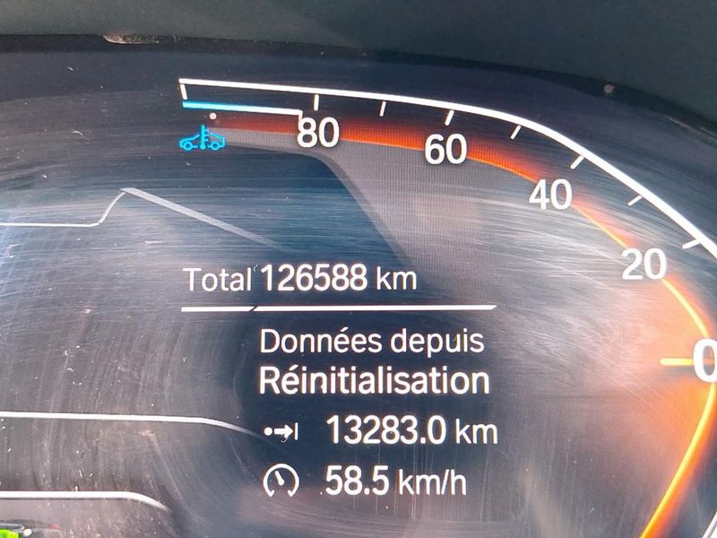 BMW 3er 318i M Sport — zdjęcie 9