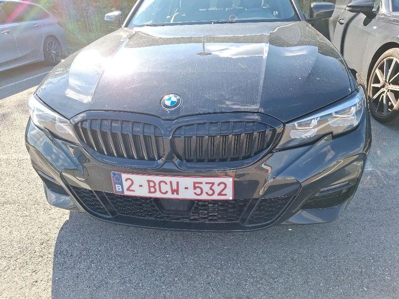 BMW 3er 318i M Sport — zdjęcie 26