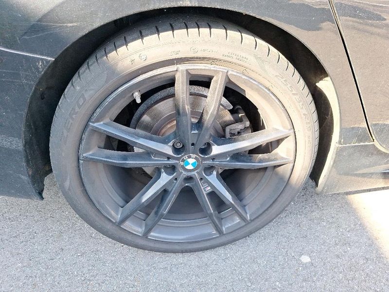 BMW 3er 318i M Sport — zdjęcie 45