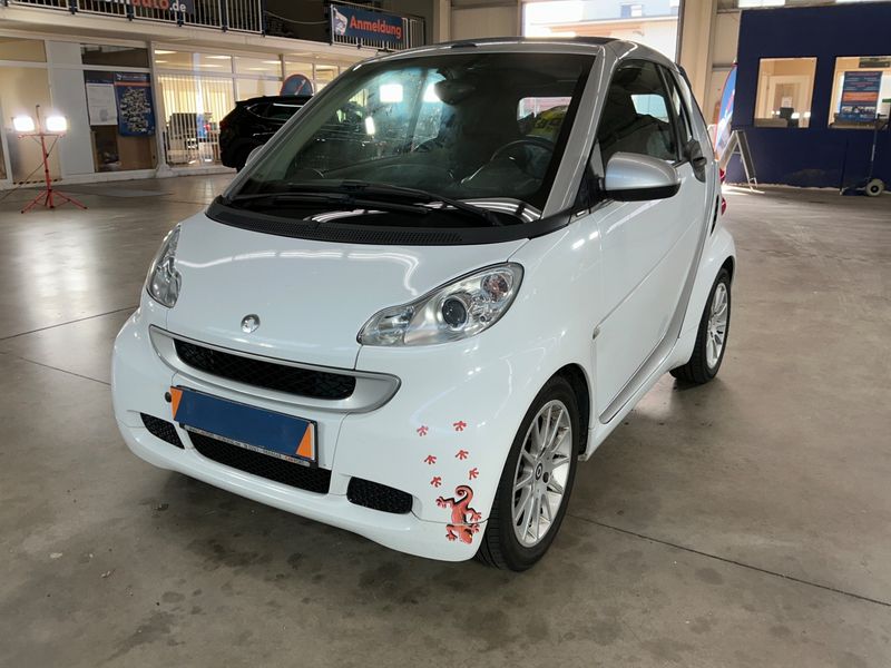 Smart fortwo 1.0 Micro Hybrid Drive passion — zdjęcie 1