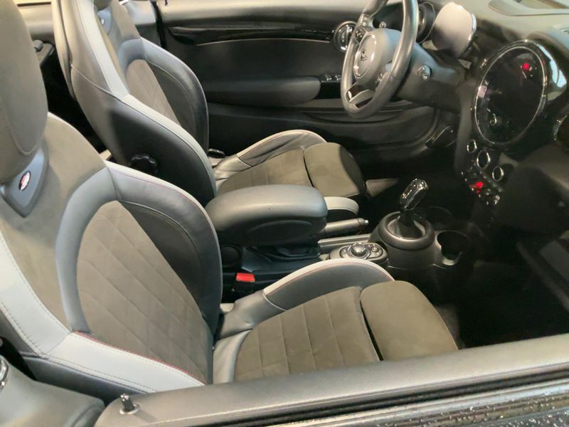 MINI Cabrio Cooper S John Cooper Works Trim — zdjęcie 11