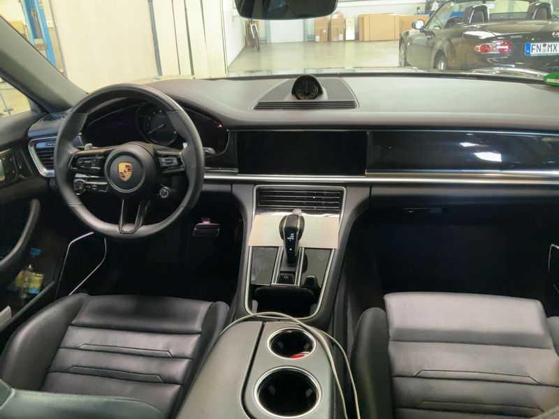 Porsche Panamera 4S E-Hybrid — zdjęcie 12