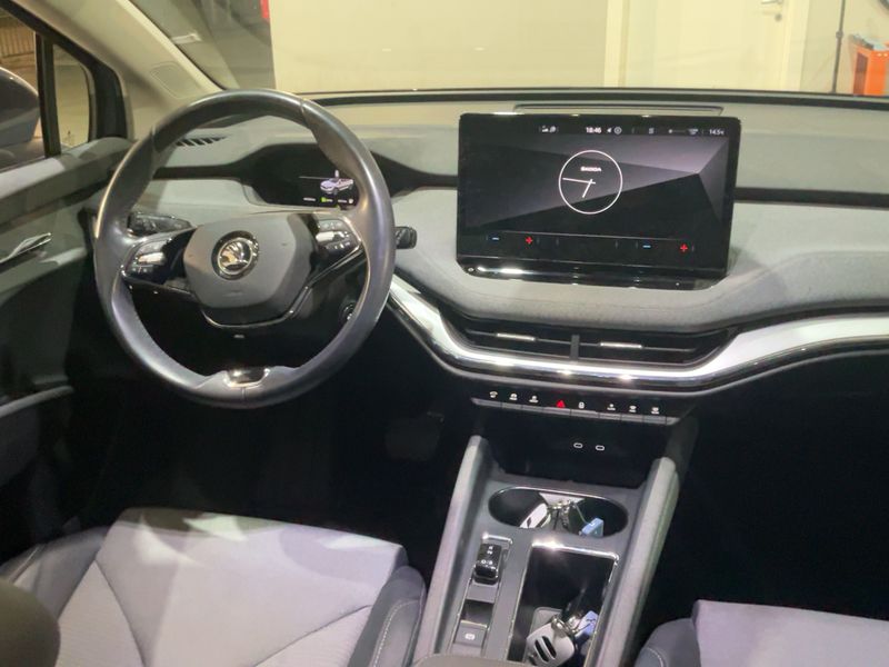 Skoda Enyaq iV 80 Loft — zdjęcie 12