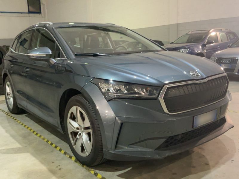 Skoda Enyaq iV 80 Loft — zdjęcie 8