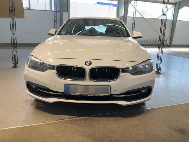 BMW 3er 320d Sport Line — zdjęcie 9