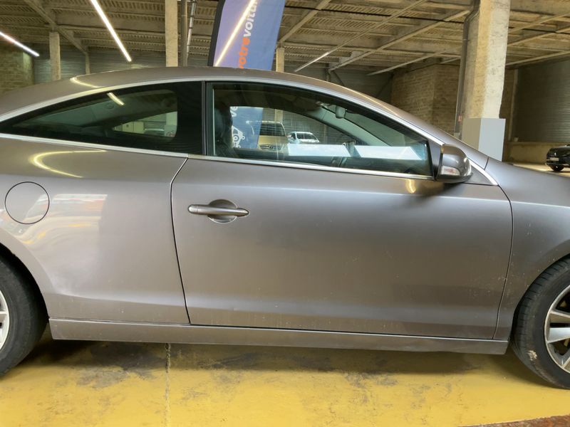 Renault Laguna 2.0 dCi Black Edition — zdjęcie 7