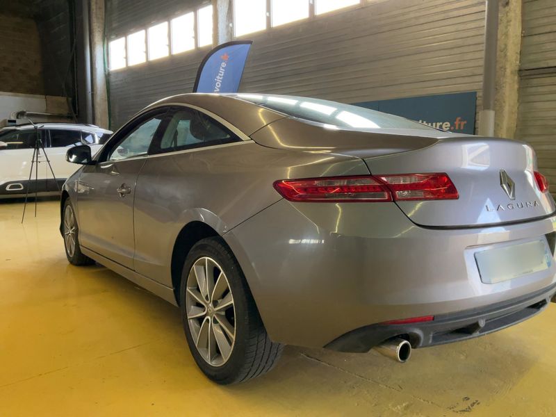 Renault Laguna 2.0 dCi Black Edition — zdjęcie 3