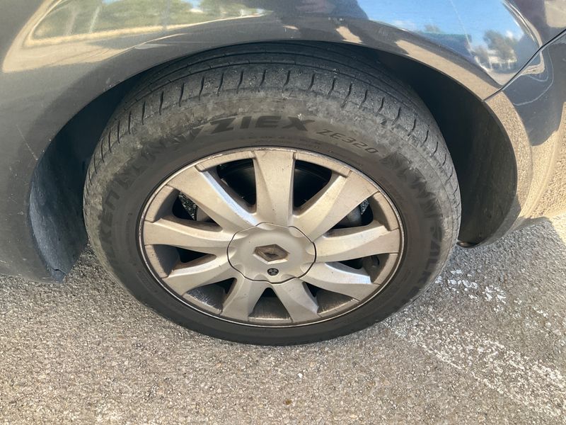 Renault Scenic 1.5 dCi Dynamique — zdjęcie 15