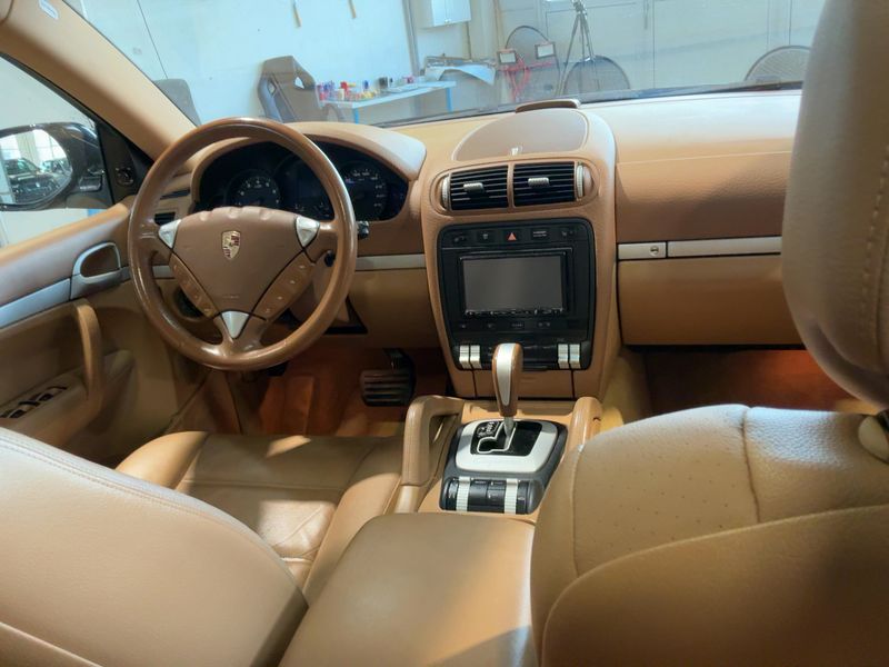 Porsche Cayenne 3.6 — zdjęcie 12
