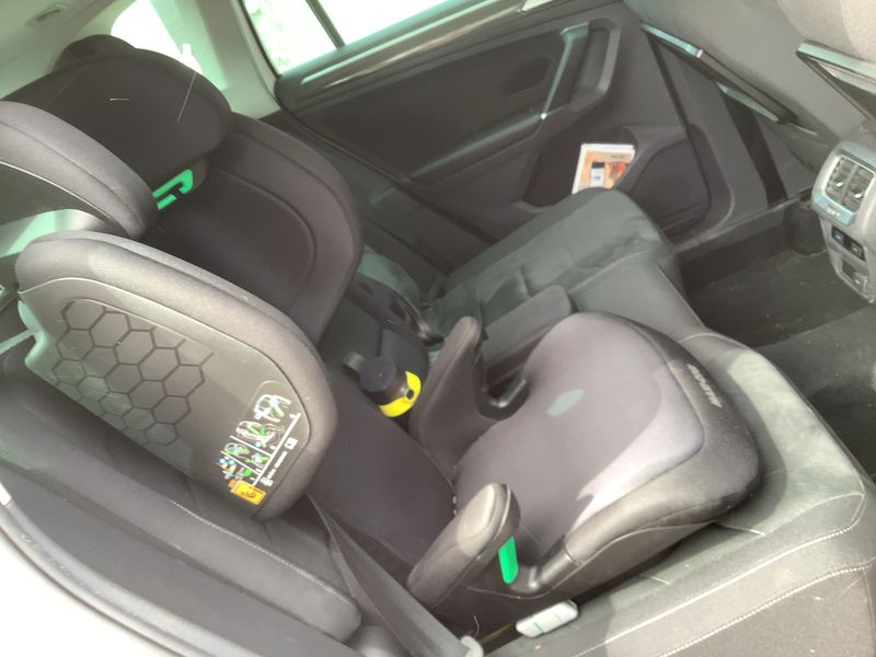 Volkswagen Tiguan 2.0 TDI Highline 4Motion BlueMotion Tech — zdjęcie 14