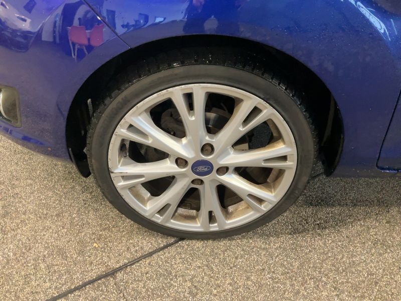 Ford Fiesta 1.0 EcoBoost Individual — zdjęcie 16