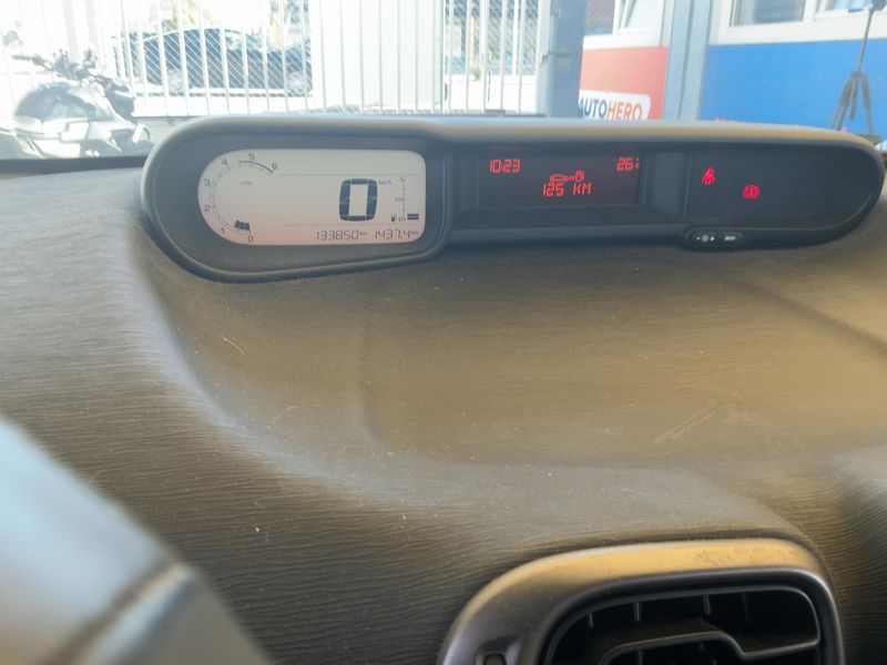 Citroen C3 Picasso 1.6 HDi Attraction — zdjęcie 13