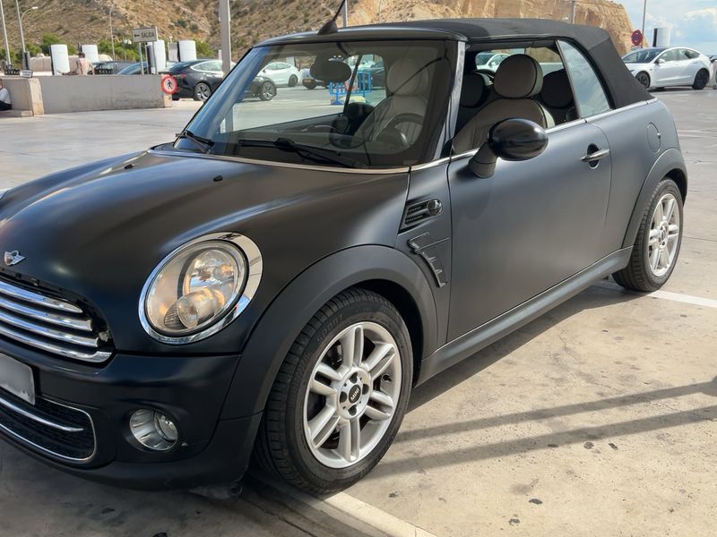 MINI Cabrio Cooper D — zdjęcie 2