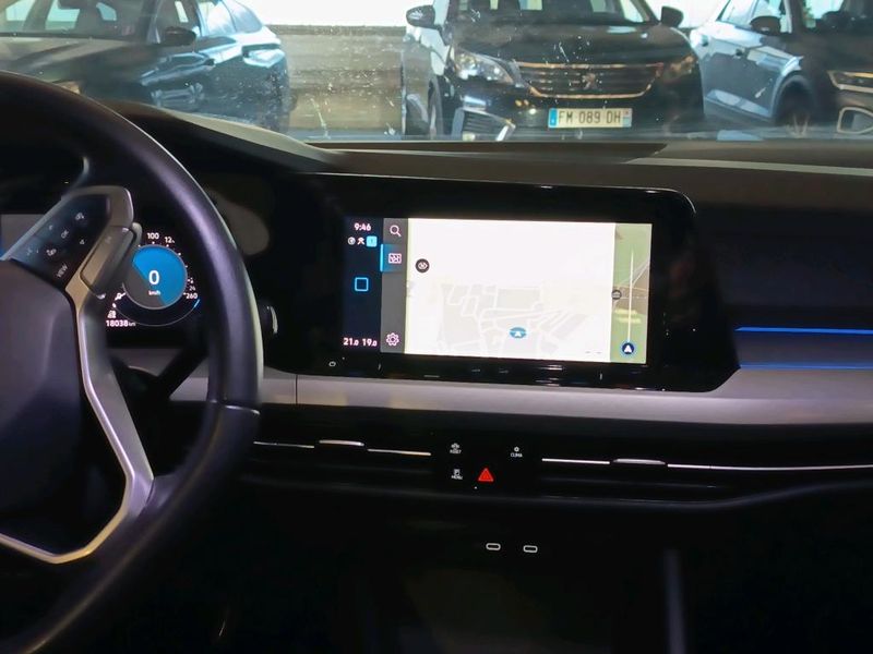 Volkswagen Golf VIII 1.0 eTSI Life Plus — zdjęcie 12