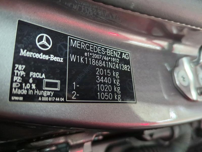 Mercedes-Benz CLA-Klasse CLA 180 Shooting Brake AMG Line — zdjęcie 8