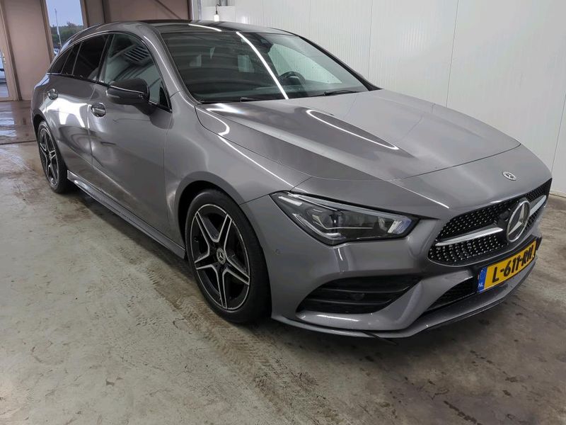 Mercedes-Benz CLA-Klasse CLA 180 Shooting Brake AMG Line — zdjęcie 2