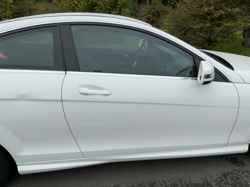 Mercedes-Benz C-Klasse C 180 CGI BlueEfficiency — zdjęcie 7