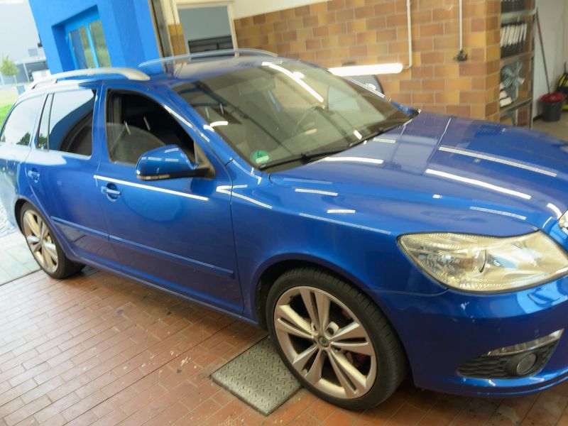 Skoda Octavia 2.0 TDI RS — zdjęcie 8