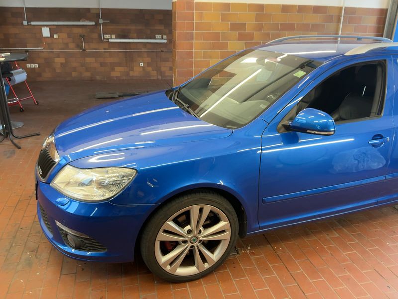 Skoda Octavia 2.0 TDI RS — zdjęcie 2