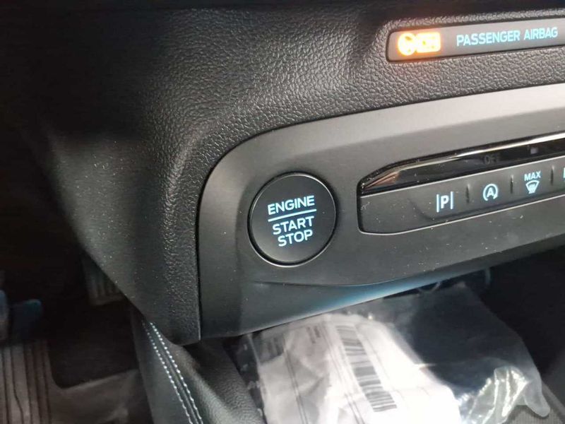 Ford Focus 1.5 TDCi EcoBlue Active X — zdjęcie 13