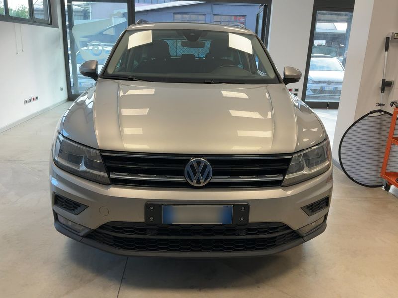 Volkswagen Tiguan 2.0 TDI Style 4Motion BlueMotion Tech — zdjęcie 9