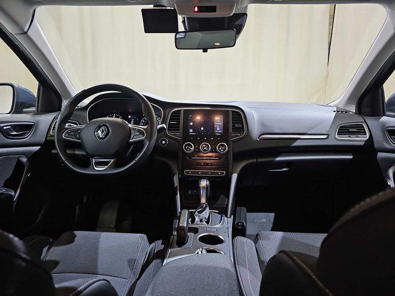 Renault Megane 1.5 BLUE dCi Techno — zdjęcie 11