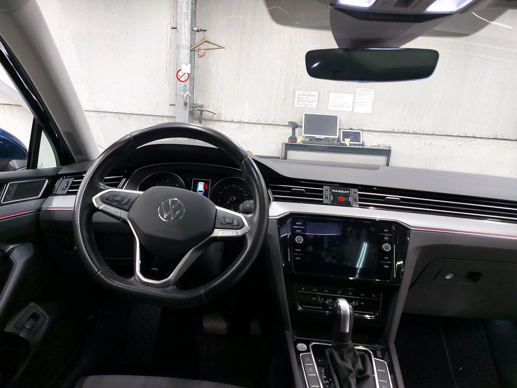 Volkswagen Passat 2.0 TDI Business — zdjęcie 6
