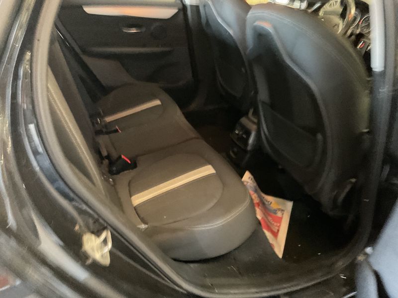 BMW 2er 218i Active Tourer Advantage — zdjęcie 14