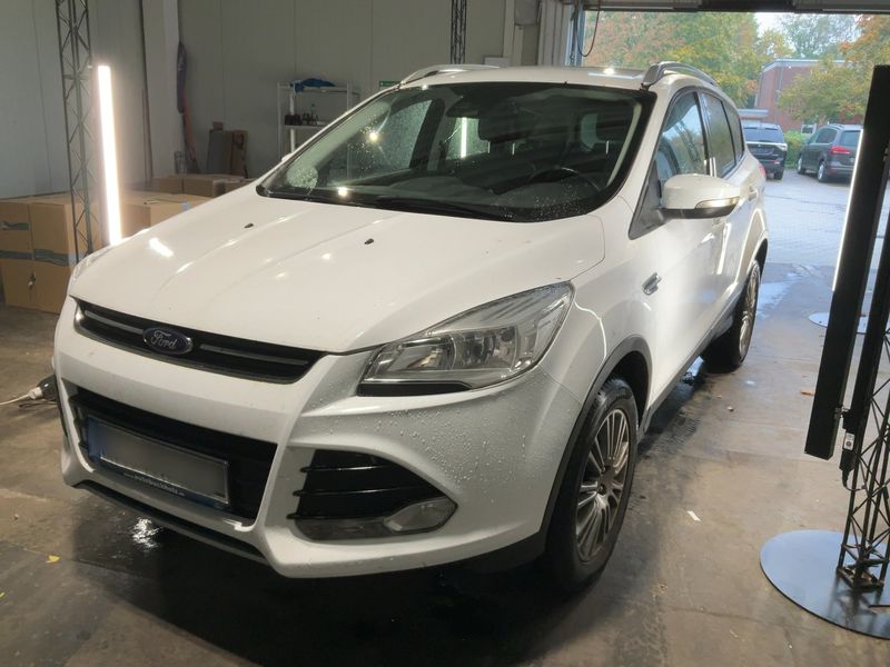 Ford Kuga 2.0 TDCi Titanium — zdjęcie 1