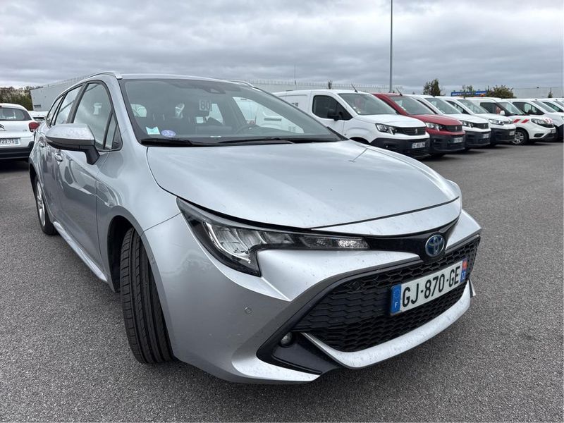 Toyota Corolla 2.0 Hybrid Dynamic Business — zdjęcie 2