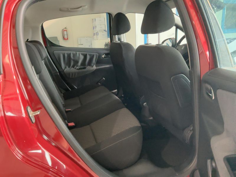 Peugeot 207 1.6 HDi 99G — zdjęcie 14