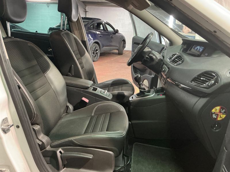 Renault Scenic 1.6 dCi BOSE Edition — zdjęcie 11