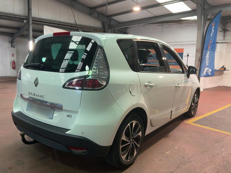 Renault Scenic 1.6 dCi BOSE Edition — zdjęcie 6