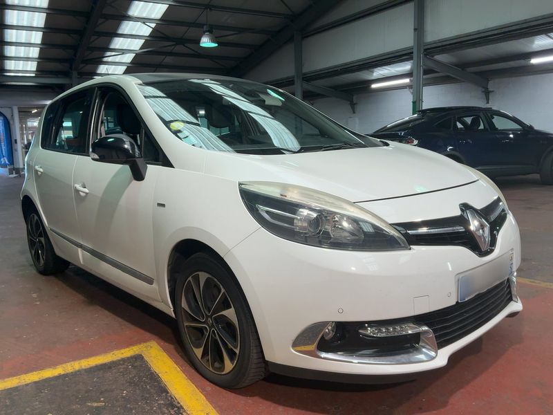 Renault Scenic 1.6 dCi BOSE Edition — zdjęcie 8