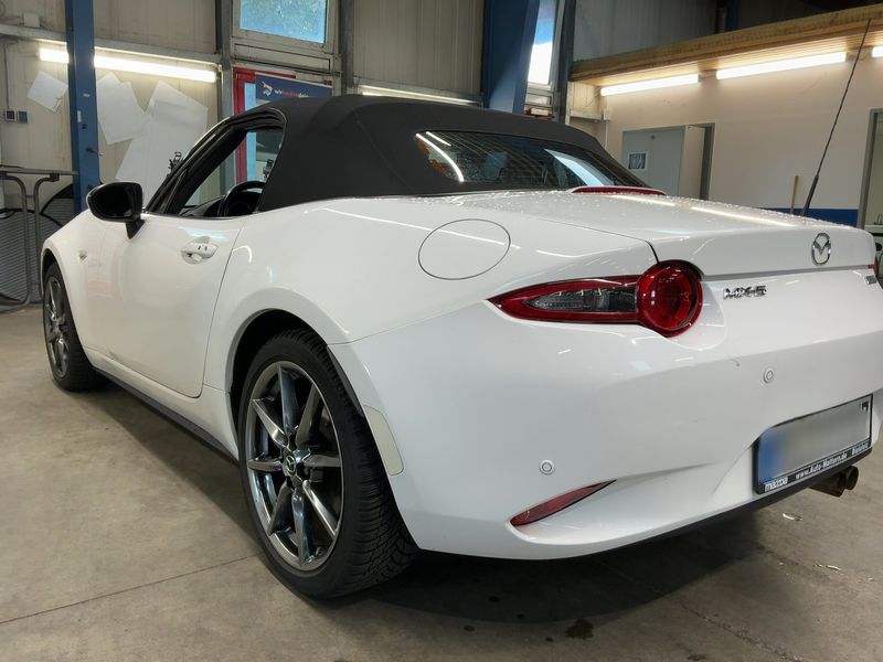 Mazda MX-5 2.0 Sports-Line — zdjęcie 3
