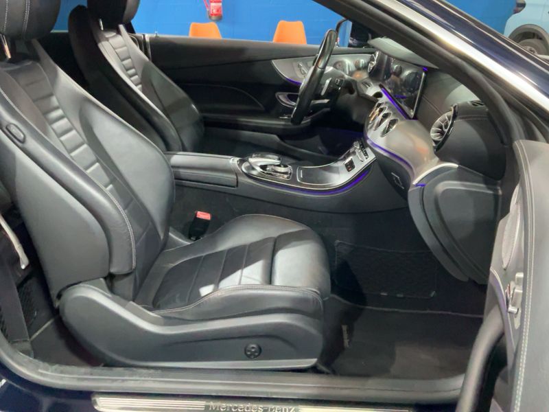 Mercedes-Benz E-Klasse E 220 d AMG Line — zdjęcie 11