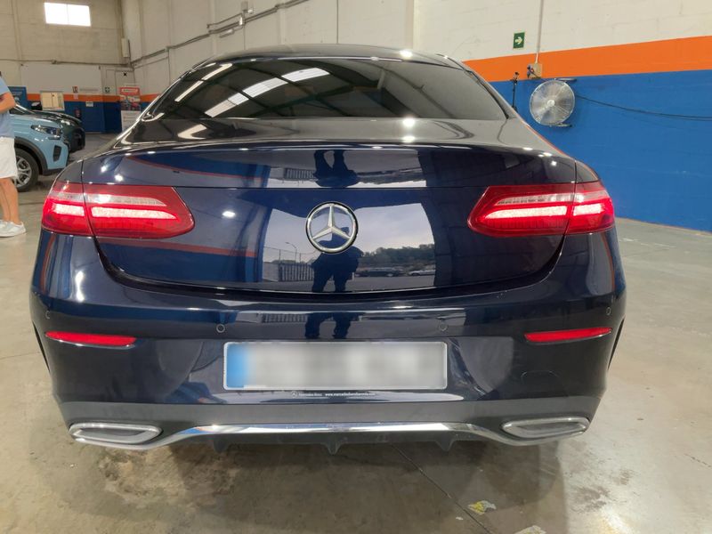 Mercedes-Benz E-Klasse E 220 d AMG Line — zdjęcie 5