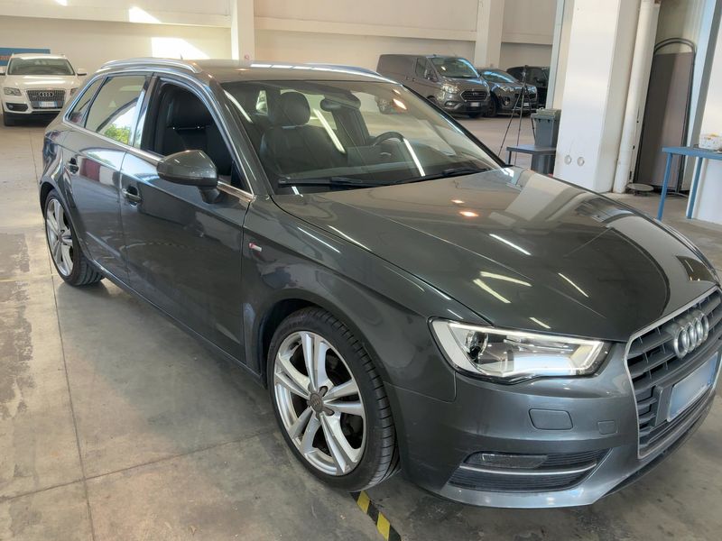 Audi A3 Sportback 1.6 TDI S line Sportpaket — zdjęcie 8