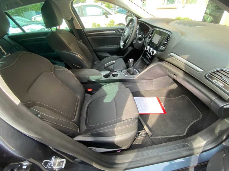 Renault Megane 1.5 BLUE dCi Business Edition — zdjęcie 5