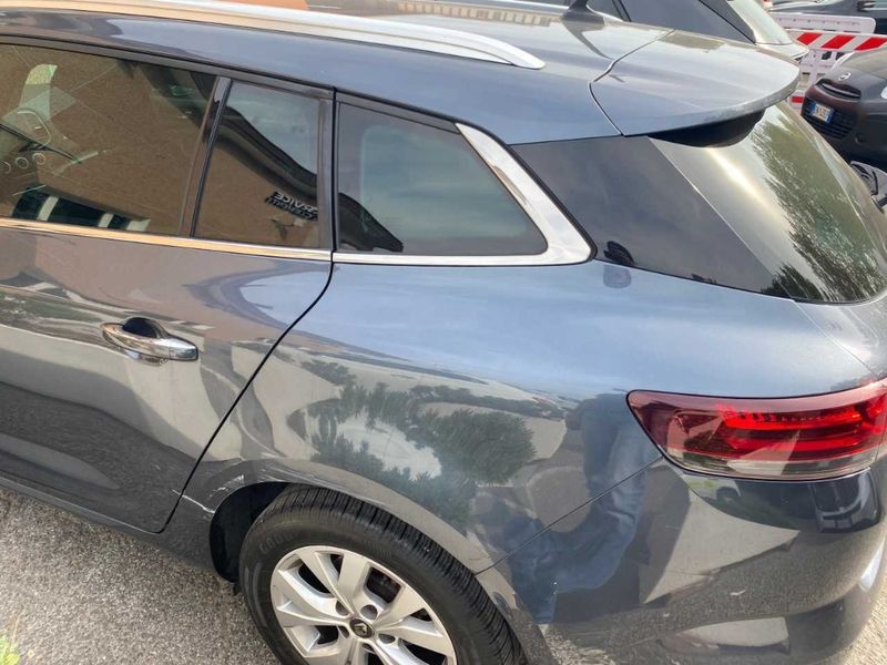 Renault Megane 1.5 BLUE dCi Business Edition — zdjęcie 57