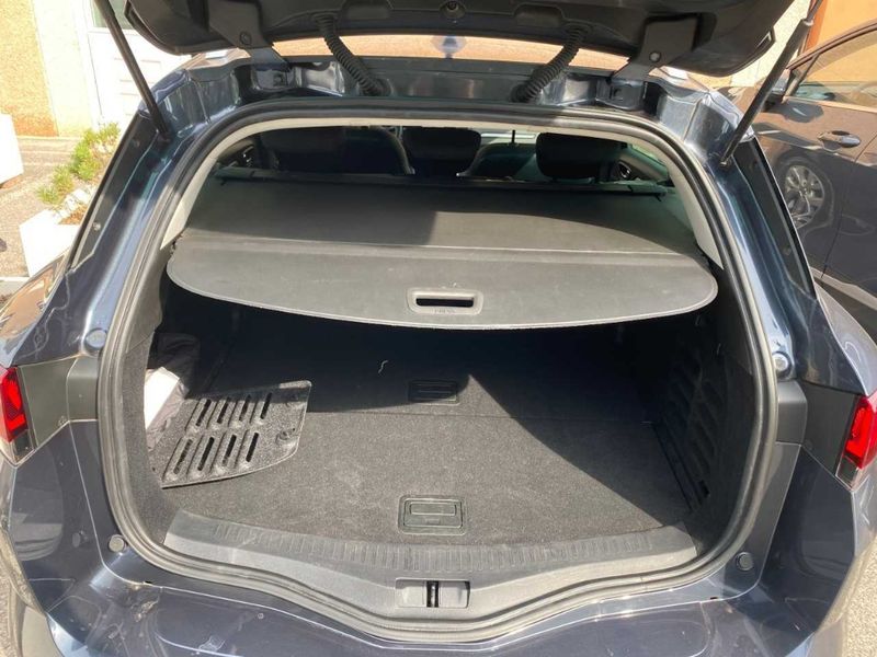 Renault Megane 1.5 BLUE dCi Business Edition — zdjęcie 17