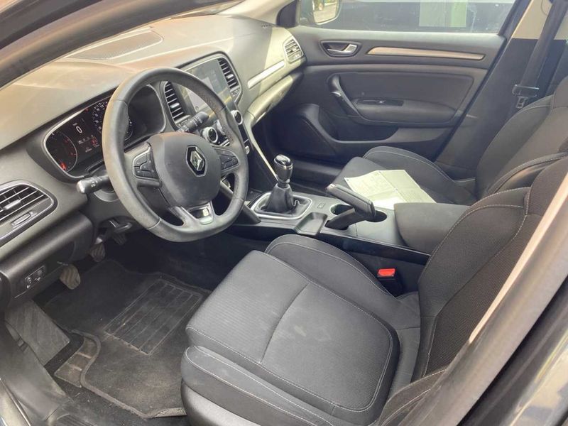 Renault Megane 1.5 BLUE dCi Business Edition — zdjęcie 12