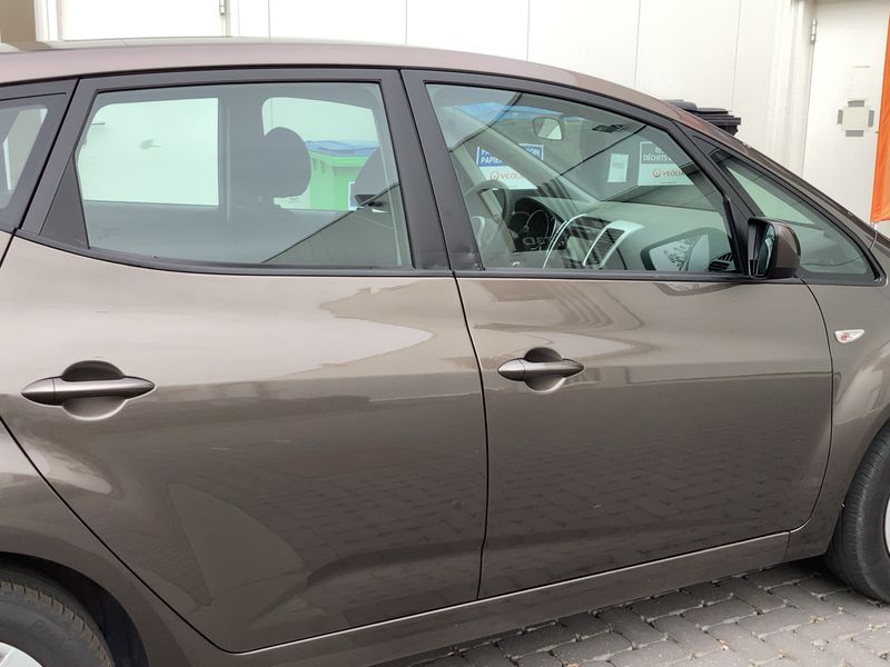Kia Venga 1.6 Active — zdjęcie 7