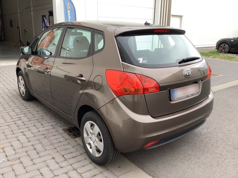Kia Venga 1.6 Active — zdjęcie 3