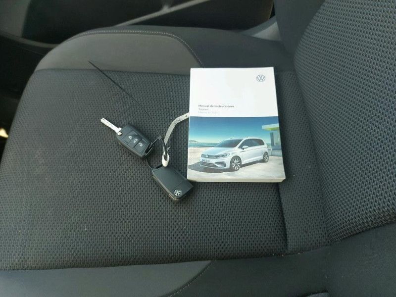 Volkswagen Touran 2.0 TDI Edition BlueMotion Tech — zdjęcie 5